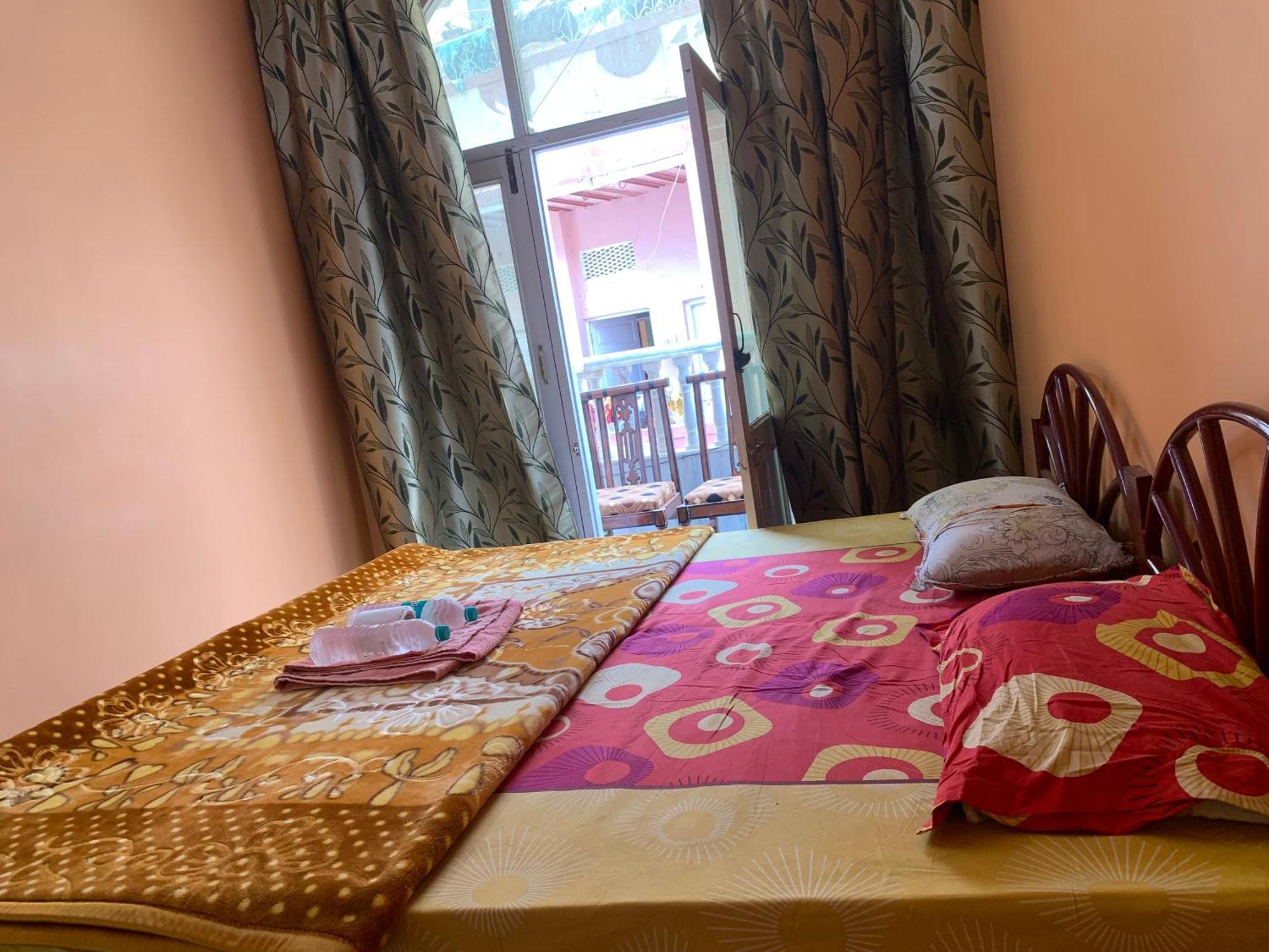 Moon Haveli Hotel ไบคาเนอร์ ภายนอก รูปภาพ